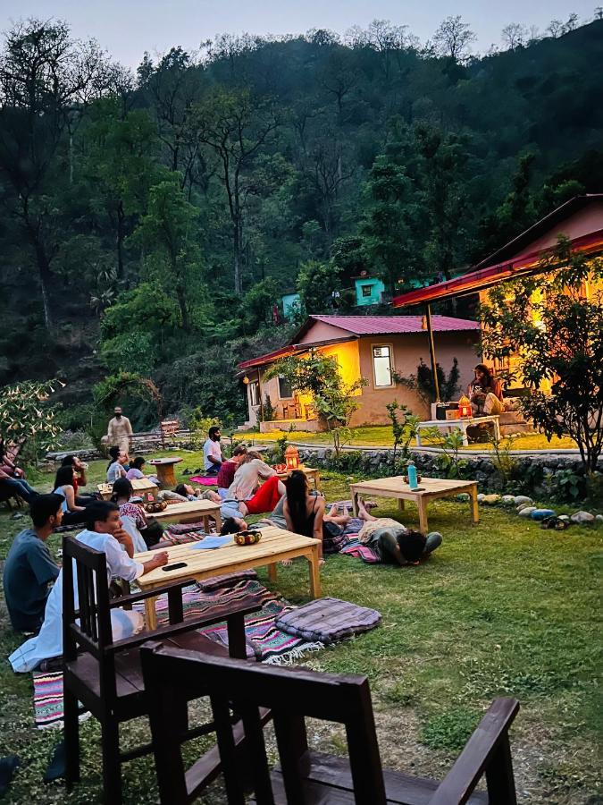 Shiv Shakti Yogpeeth Cottages Rishīkesh Esterno foto