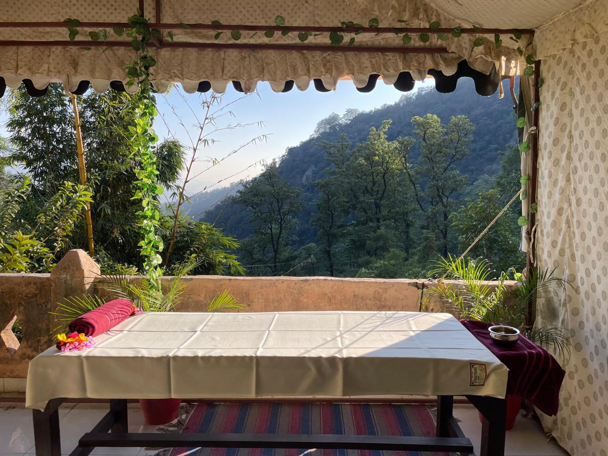 Shiv Shakti Yogpeeth Cottages Rishīkesh Esterno foto