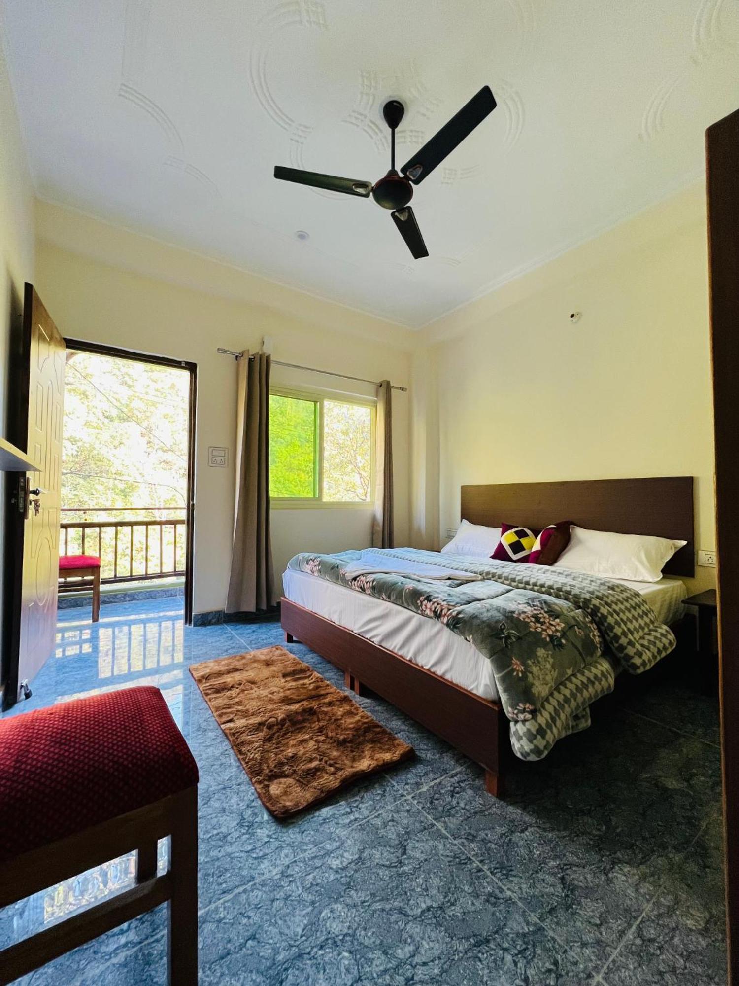 Shiv Shakti Yogpeeth Cottages Rishīkesh Esterno foto