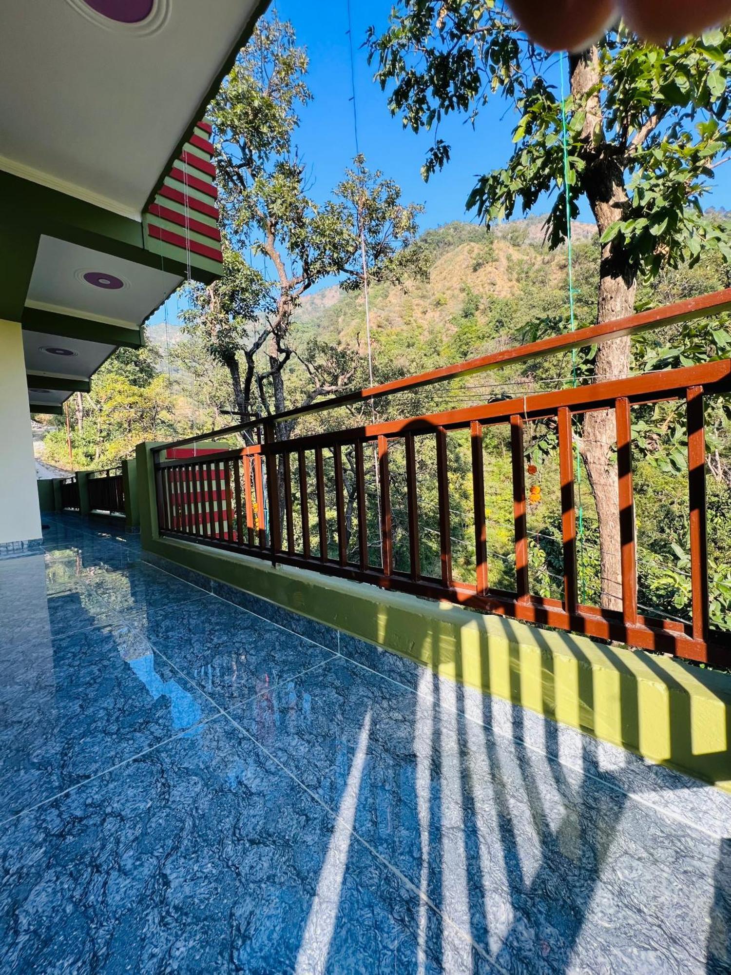 Shiv Shakti Yogpeeth Cottages Rishīkesh Esterno foto