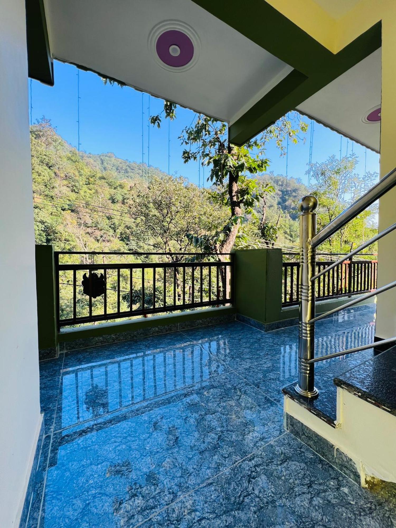 Shiv Shakti Yogpeeth Cottages Rishīkesh Esterno foto