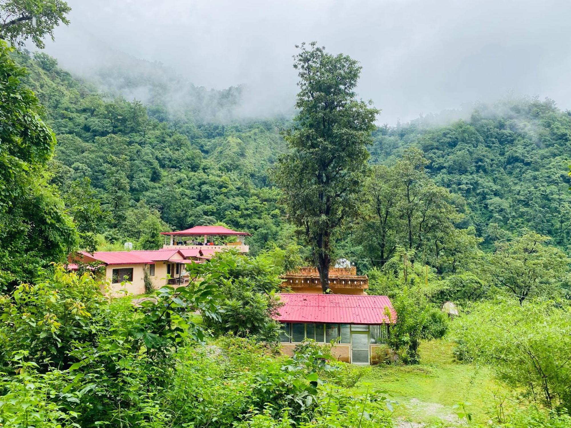 Shiv Shakti Yogpeeth Cottages Rishīkesh Esterno foto