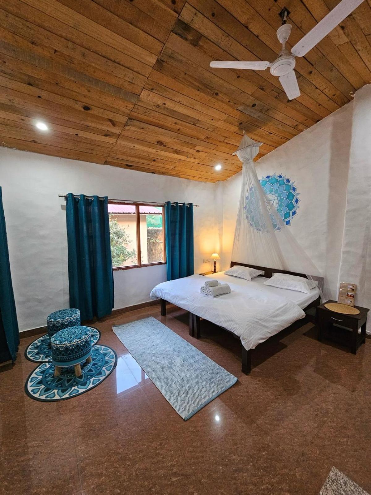 Shiv Shakti Yogpeeth Cottages Rishīkesh Esterno foto